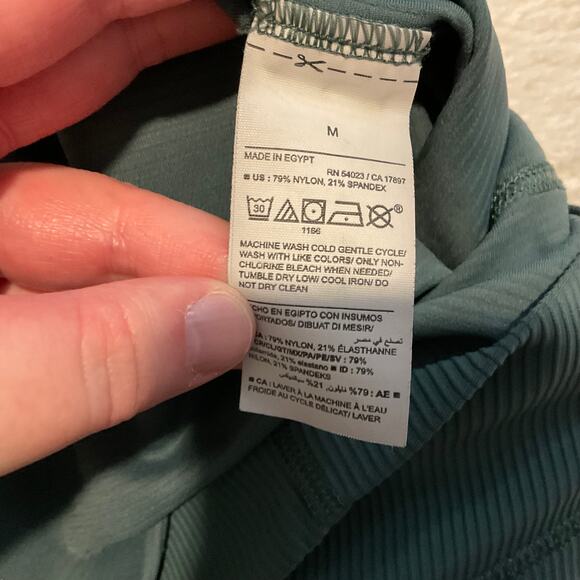 Old Navy Powersoft Extra High Rise Super Flare Ribbed Pants - Bundle of 2 - Picture 3 of 8